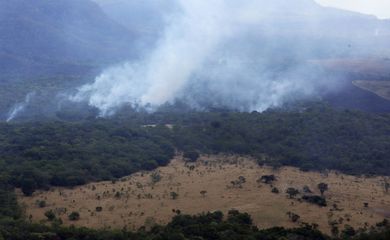 Alto Paraíso de Goiás (GO) - Fotos aéreas da queimada do Parque  Nacional da Chapada dos Veadeiros (Valter Campanato/Agência Brasil)