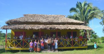 Povo Huni Kuin do Rio Murú, em Tarauacá, Casa de Produção e Cultura da Mulher Indígena