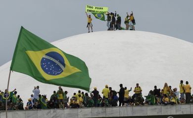 08.01.2023-Golpistas invadem e depredam Palácio do Planalto, STF e Congresso Nacional. Foto: Joédson Alves/Agência Brasil