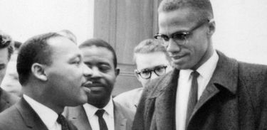 Martin Luther King Jr. e Malcolm X em março de 1964