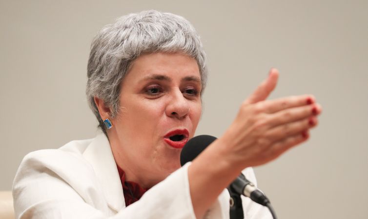 Lula Marques/ Agência Brasil Brasília (DF) 28/03/2023 Enea Schutz nova presidenta da Comissão de anistia.