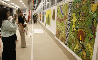 Rio de Janeiro (RJ), 23/10/2025 – Trabalhos de artistas indígenas na Casa Escola Viva, residência artística do Selvagem no Museu de Arte Moderna (MAM). Foto: Fernando Frazão/Agência Brasil