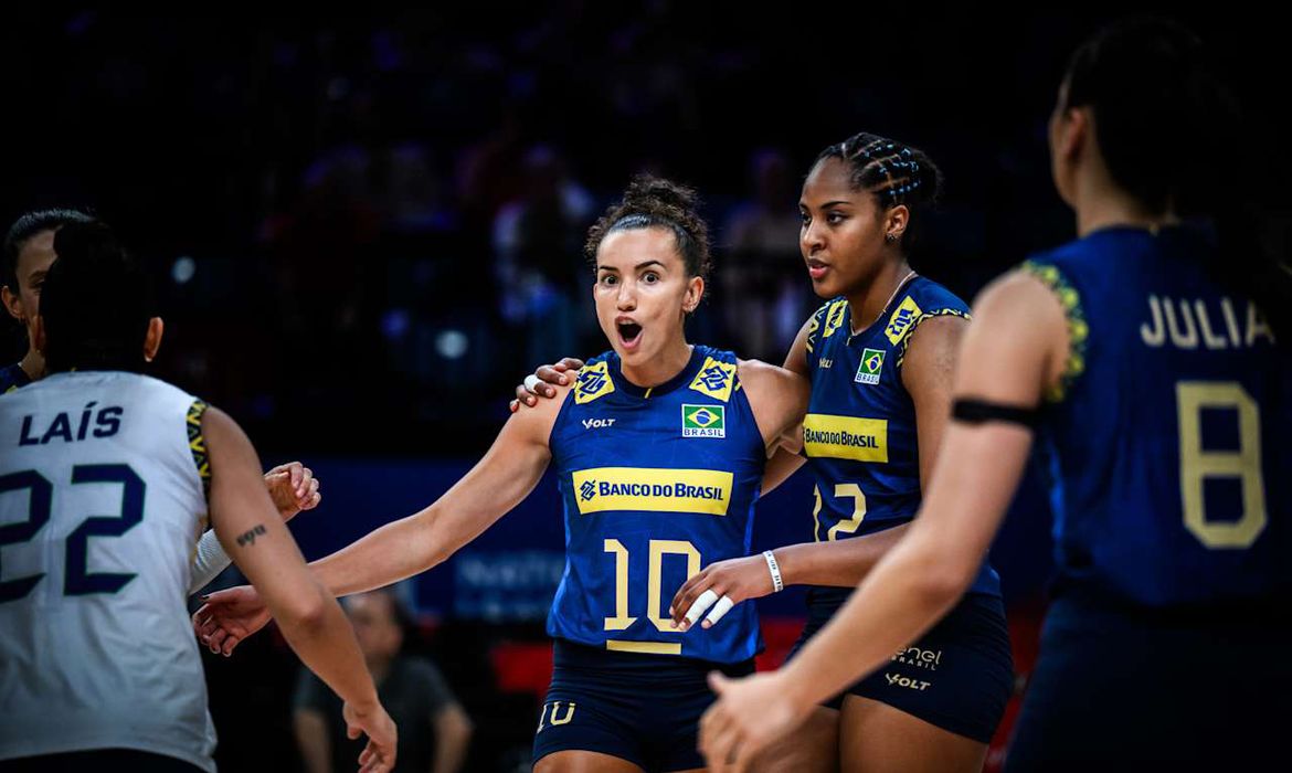 Istambul, 21/06/2025 - Lance de jogo de vôlei entre Brasil e República Dominicana pela Liga das Nações de vôlei feminino. Foto: World Volleyball/Divulgação