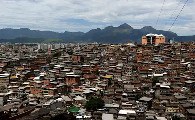 Rio de Janeiro (RJ), 22/02/2023 - Aglomerado de casas das favelas do Complexo do Alemão, zona norte da cidade.  Foto: Tânia Rêgo/Agência Brasil