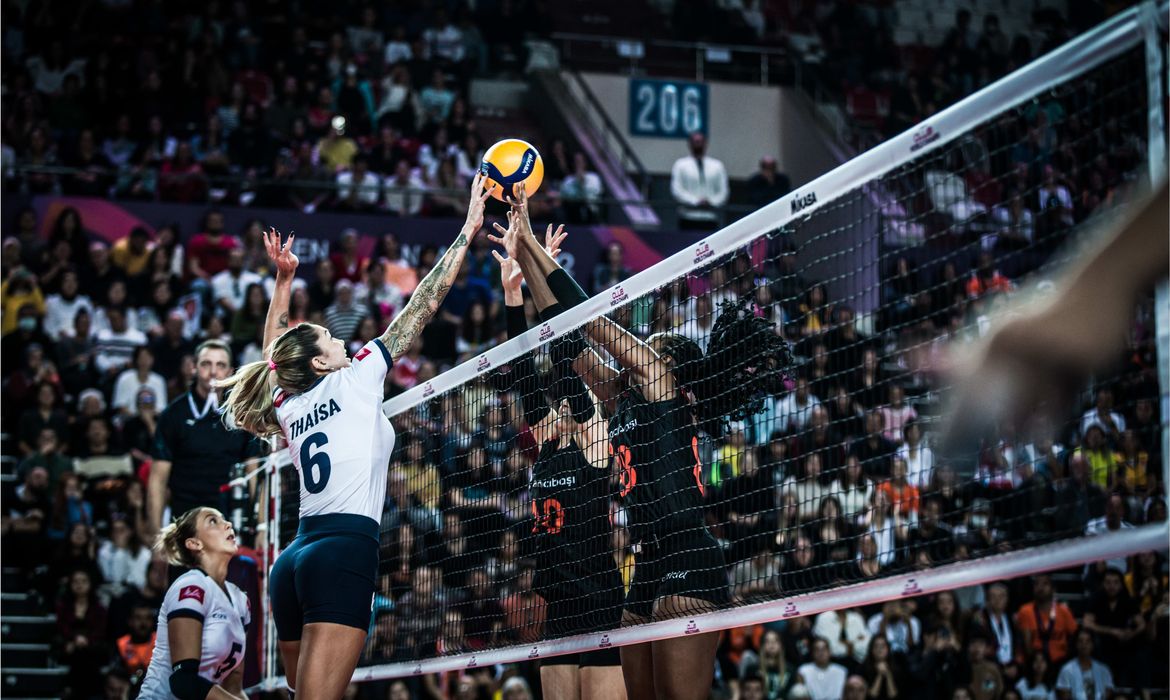 minas, Mundial de Clubes de vôlei feminino, Eczacibasi