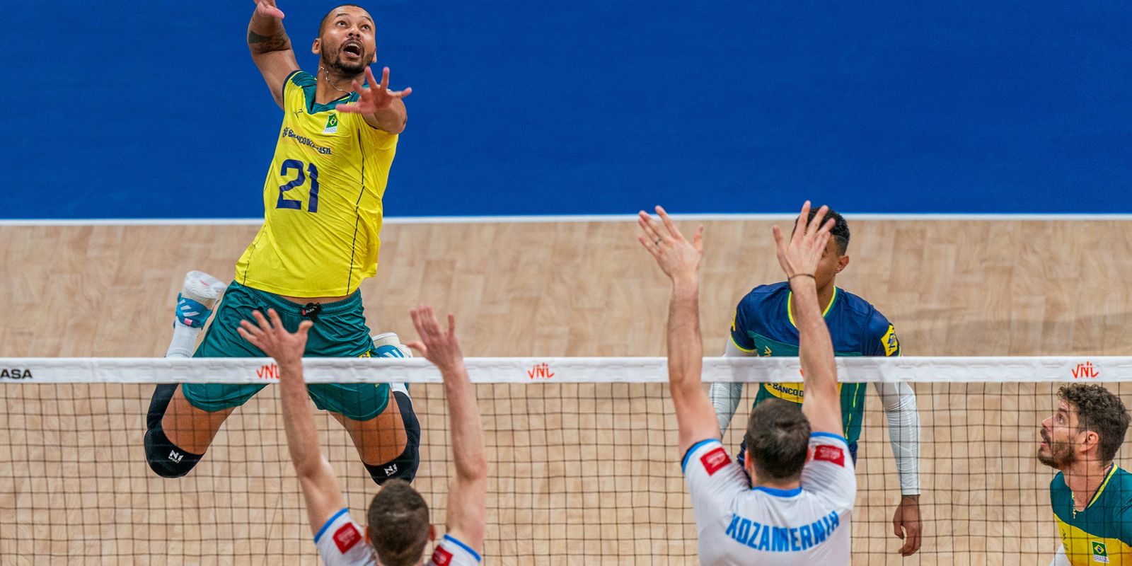 Jovem oposto, Alan é eleito melhor jogador do mundial de vôlei