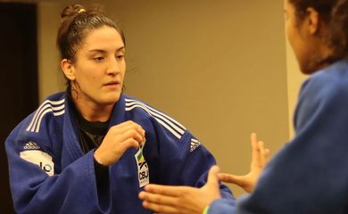 Mayra Aguiar é prata no Grand Slam de Judô de Tbilisi - em 05/06/2022