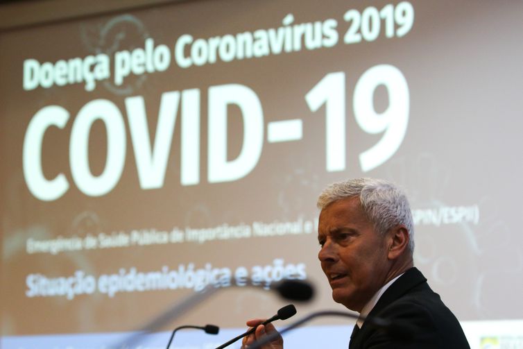  Ministério da Saúde divulga dados atualizados sobre novo coronavírus