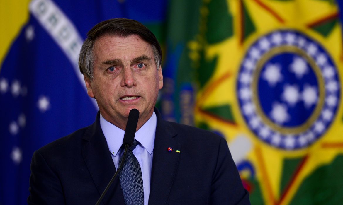 O presidente Jair Bolsonaro durante cerimônia de posse do ministro da Saúde, Eduardo Pazuello, no Palácio do Planalto.