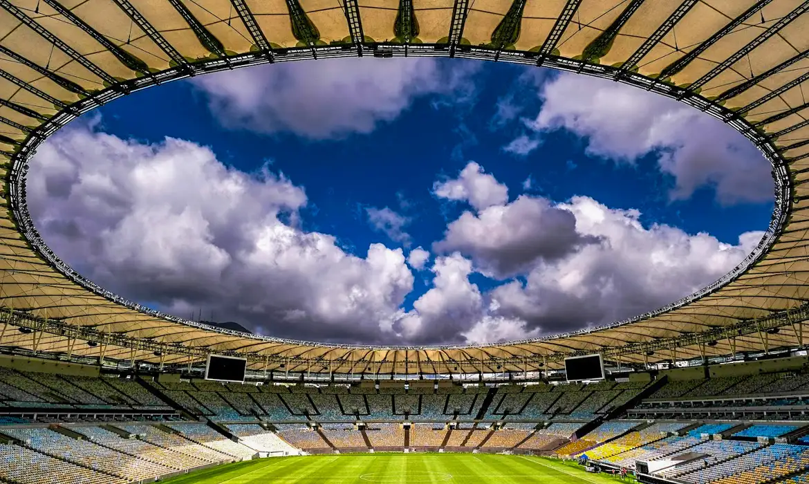Operação VAR investiga manipulação de resultados no Campeonato Carioca Operação VAR investiga manipulação de resultados no Campeonato Carioca