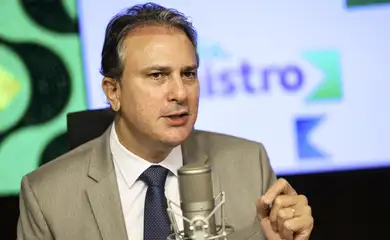 Brasília (DF), 15/01/2025 - O ministro da Educação, Camilo Santana, durante entrevista ao programa Bom Dia, Ministro. Foto: Marcelo Camargo/Agência Brasil