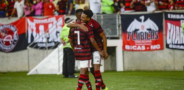 Flamengo 3 x 2 Volta Redonda