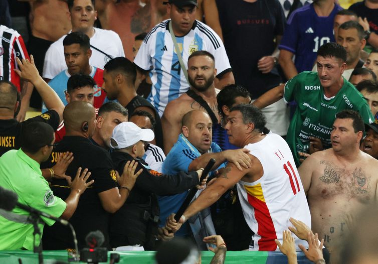 brasil, argentina, torcedores, briga, maracanã