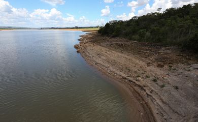 Brasília - Nível de água da Barragem do Descoberto está abaixo da média histórica, com ameaça de desabastecimento em parte das cidades satélites  (Fabio Rodrigues Pozzebom/Agência Brasil)