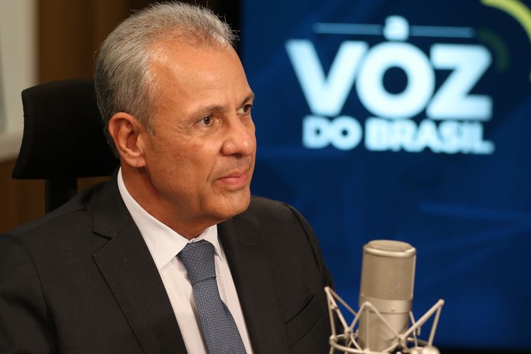 Ministro de Minas e Energia, Bento Albuquerque, participa do programa A Voz do Brasil