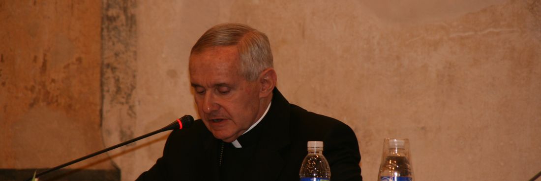 Cardeal Jean-Louis Tauran anunciará o "Habemus Papam"
