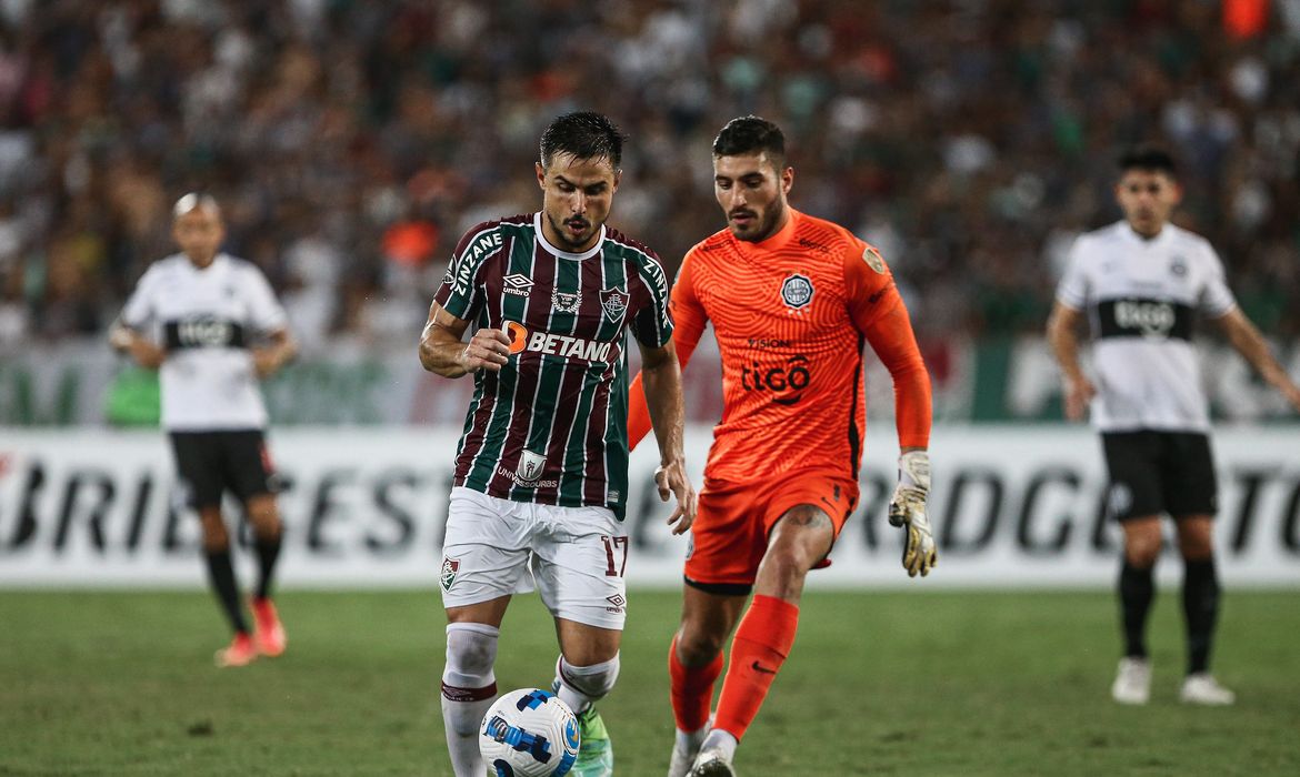 Fluminense x Olímpia - jogo de ida - Libertadores - RJ