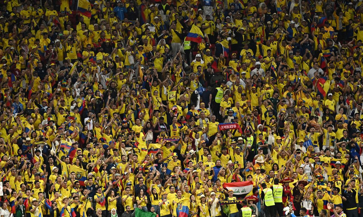 Torcedores do Equador após vitória da seleção do país na estreia da Copa do Mundo contra o Catar