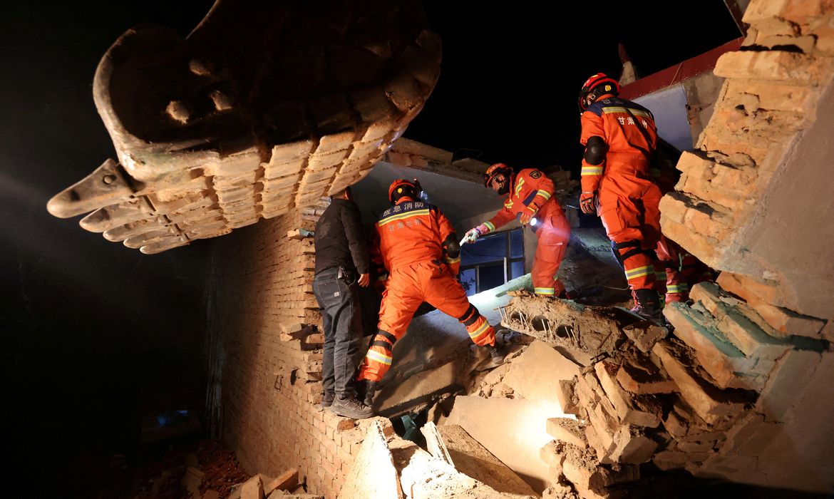 Terremoto na província chinesa de Gansu 
 19/12/2023   China Daily via REUTERS