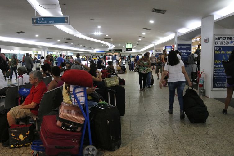 Movimentação de passageiros na Rodoviária do Rio.