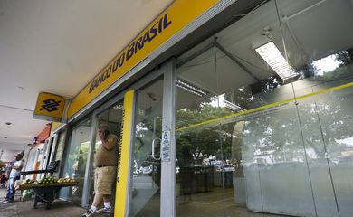 Brasília - Agências do Banco do Brasil vão funcionar de tarde por causa do jogo da seleção