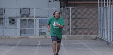 Programa Especial mostra a história de Zilda Vieira. Ela é corredora na categoria Master, acima dos 70 anos, tem microcefalia e coleciona conquistas na modalidade