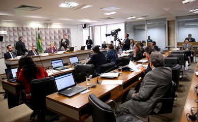 Brasília - Comissão do Impeachment ouve Wagner Vilas Boas, ex-secretário executivo adjunto do Ministério da Educação (Wilson Dias/Agência Brasil)