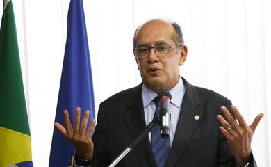 Brasília - O presidente do Tribunal Superior Eleitoral, Gilmar Mendes, durante o lançamento da Cartilha Condutas Vedadas aos Agentes Públicos Federais nas Eleições 2016, no Senado  (Marcelo Camargo/Agência Brasil)