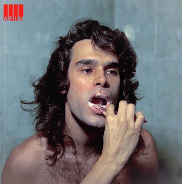 Capa do álbum por Zé Ibarra