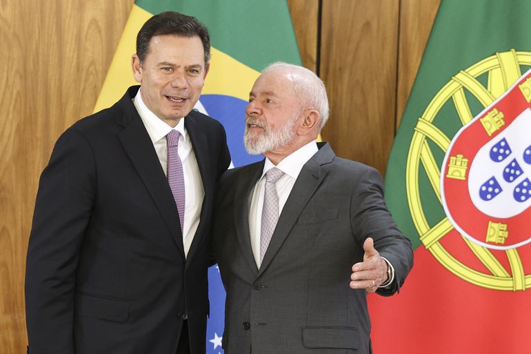 Brasília (DF), 19/02/2025 - O presidente Luiz Inácio Lula da Silva e o primeiro-ministro português, Luís Montenegro, durante entrevista coletiva ecerimônia de assinatura de acordos nos setores de saúde, ciência e tecnologia e segurança pública. Foto: Marcelo Camargo/Agência Brasil