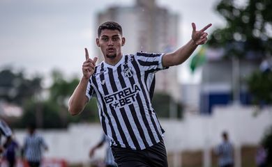 Pablo  marca o gol da vitória do Ceará sobre o Rondoniense, na estreia da Copinha, em 02/01/2024