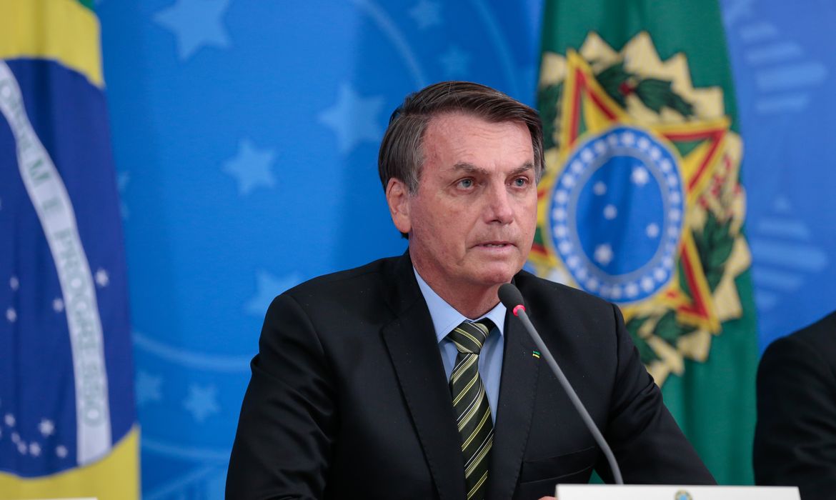 Os presidentes da República, Jair Bolsonaro e do Supremo Tribunal Federal, ministro Dias Toffoli, fazem declaração à imprensa no Planalto