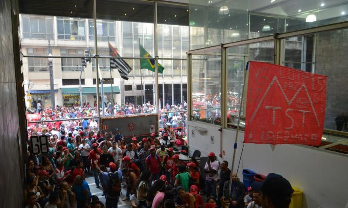MTST diz que manterá Secretaria da Habitação de São Paulo ocupada por tempo indeterminado