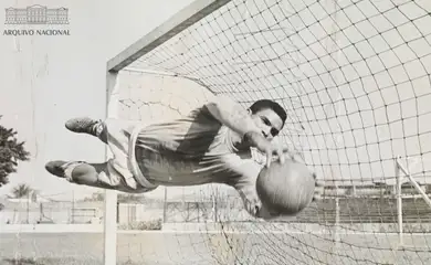 Hailton Corrêa de Arruda, o Manga, nascido em 26 de abril de 1937, é considerado um dos melhores goleiros da história do futebol brasileiro.