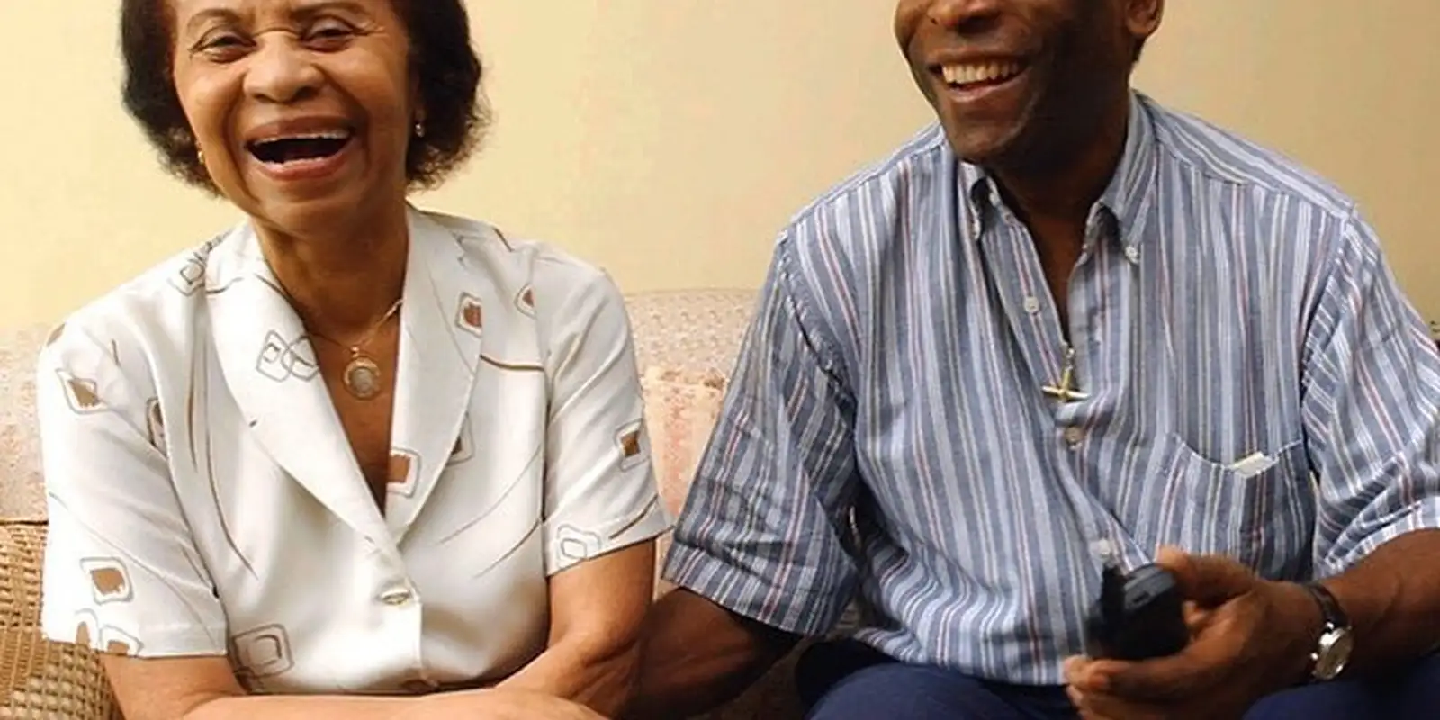 Dona Celeste, mãe de Pelé, morre em Santos aos 101 anos de idade Dona Celeste, mãe de Pelé, morre em Santos aos 101 anos de idade