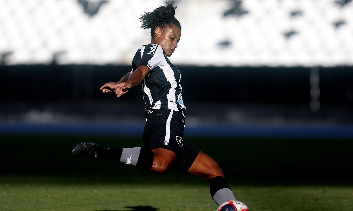 Ju - atacante - Gloriosas - Botafogo - time feminino