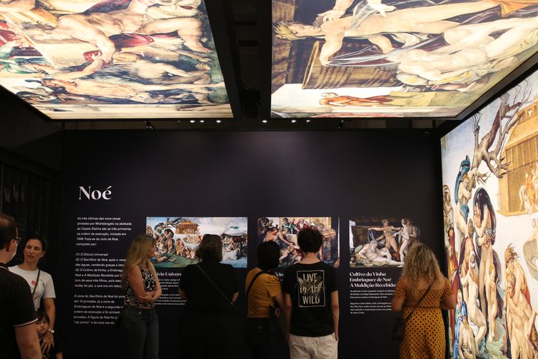 Exposição imersiva Michelangelo: O Mestre da Capela Sistina no MIS Experience, na Água Branca.