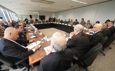 Reunião com os Comandantes Gerais das Polícias Militares dos Estados – 23/11/2022
Foto: Alejandro Zambrana/Secom/TSE