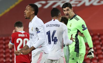 Jogadores do Real Madrid comemoram classificação na liga dos campeões