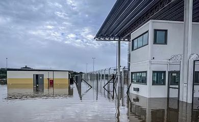 Imagem Penitenciária Estadual de Charqueadas 2 alagada durante enchentes no RS. Foto: Susepe/Divulgação