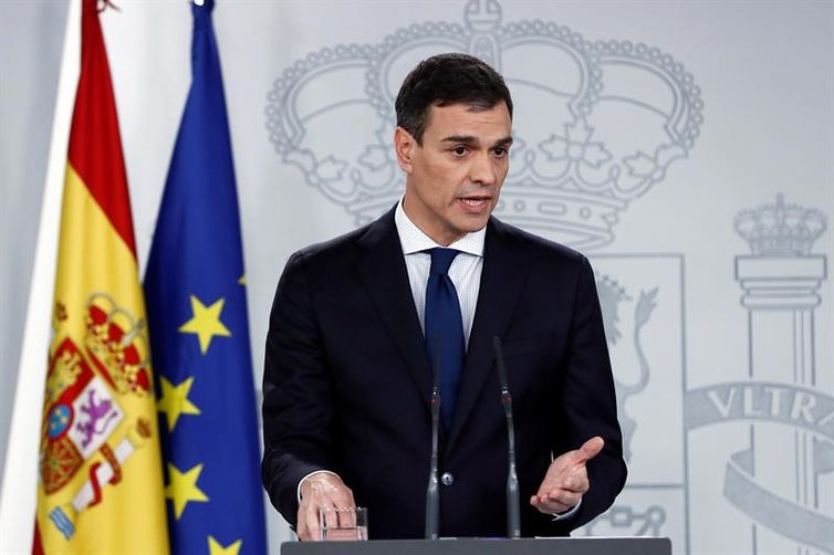 O novo primeiro-ministro espanhol Pedro Sánchez, ao anunciar seu novo governo