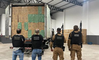  Operação Effusus da polícia Federal de combate ao contrabando de cigarros na regisão oese do Paraná.
Foto: Polícia Federal/Divulgação

