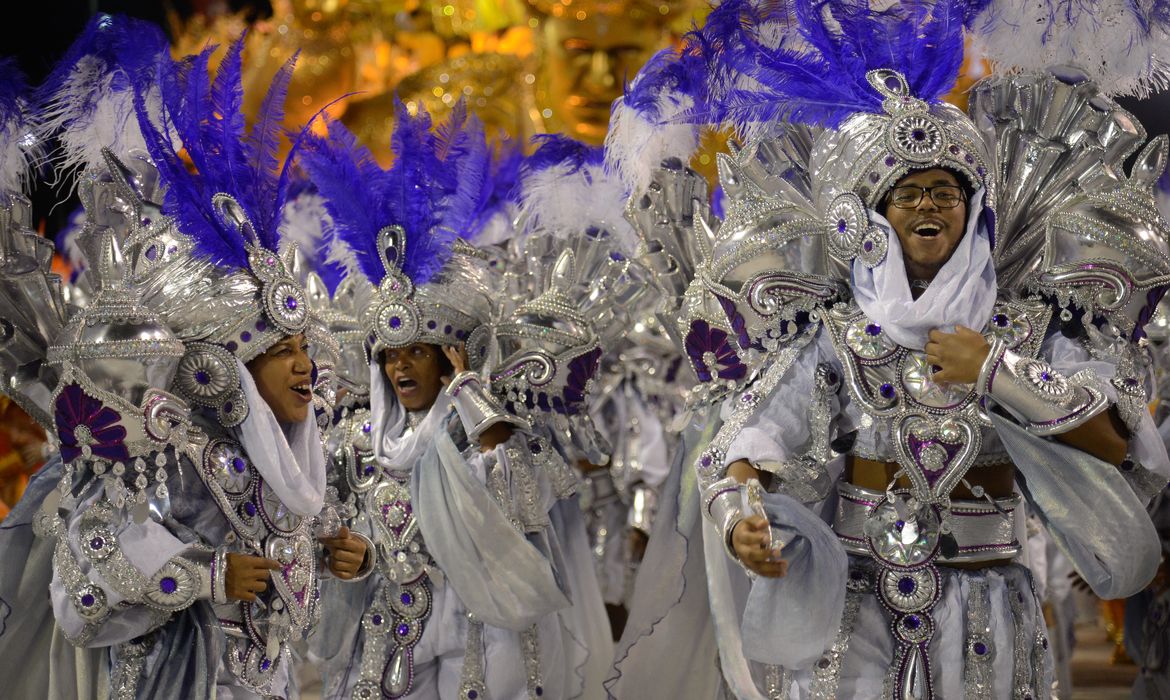 Rio de Janeiro - Desfile da escola de samba Mocidade Independente de Padre Miguel, pelo grupo especial, no Sambódromo (Fernando Frazão/Agência Brasil)
