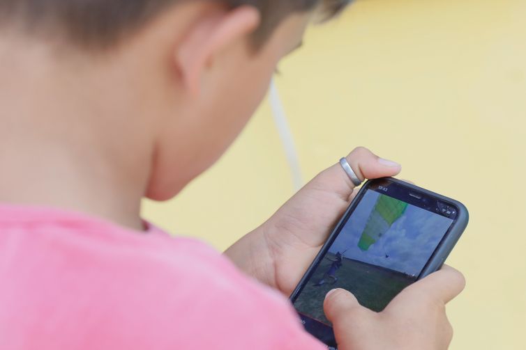 PMDF emite alerta para jogo na internet que coloca crianças em risco