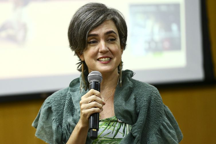 A coordenadora-geral de sade perinatal e aleitamento materno, Janini Selva, durante o lanamento da Campanha Nacional de Aleitamento Materno 2022.