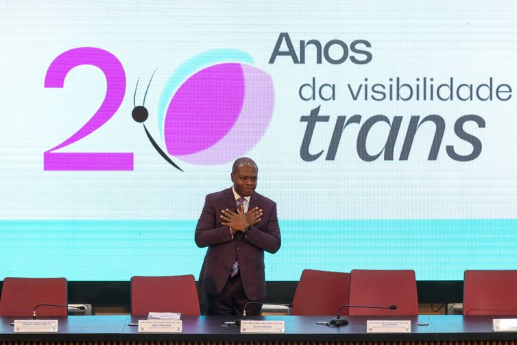 Brasília(DF), 29/01/2024 - O ministro dos Direitos Humanos e da Cidadania, Silvio Almeida participa da comemoração dos 20 anos do Dia Nacional da Visibilidade Trans. Foto:Wilson Dias/Agência Brasil