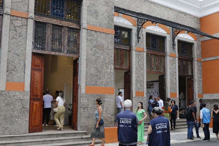 O Super Centro Carioca de Vacinação, no Hospital Municipal Rocha Maia, em Botafogo.