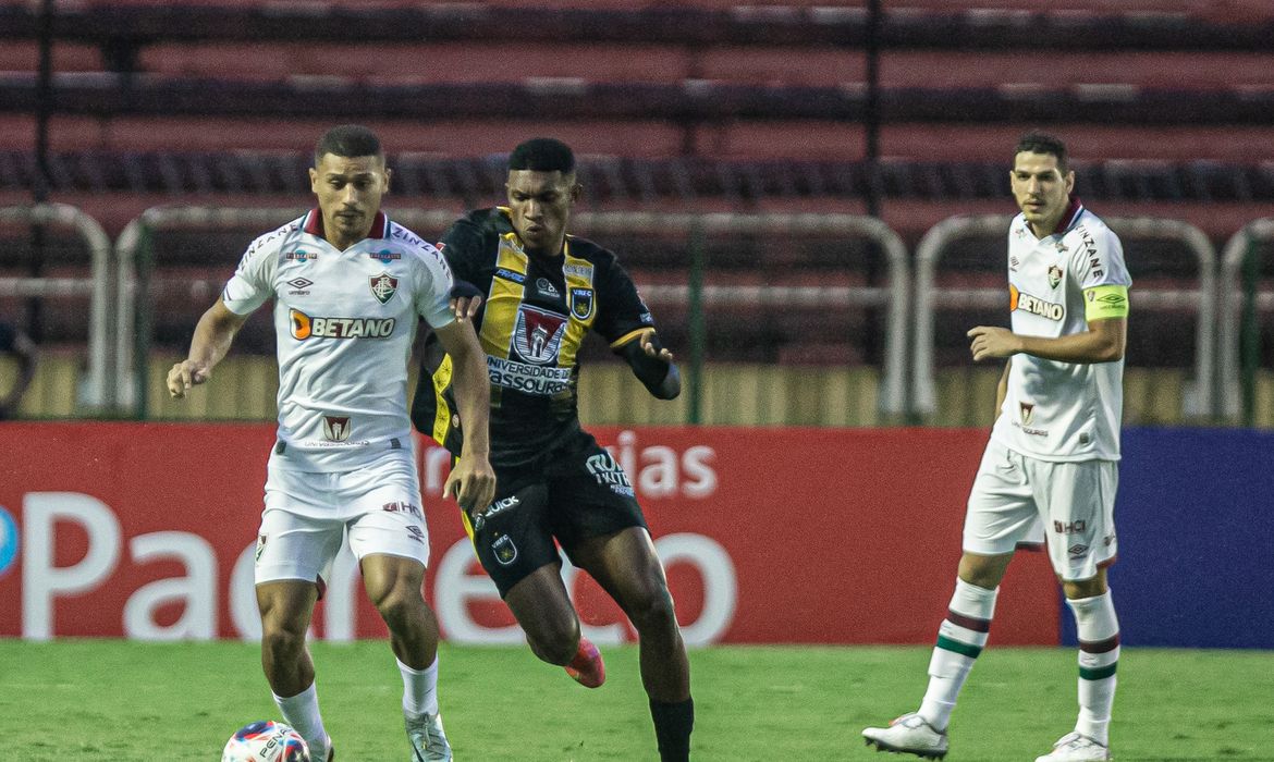 Fluminense, Volta Redonda, Campeonato Carioca, futebol