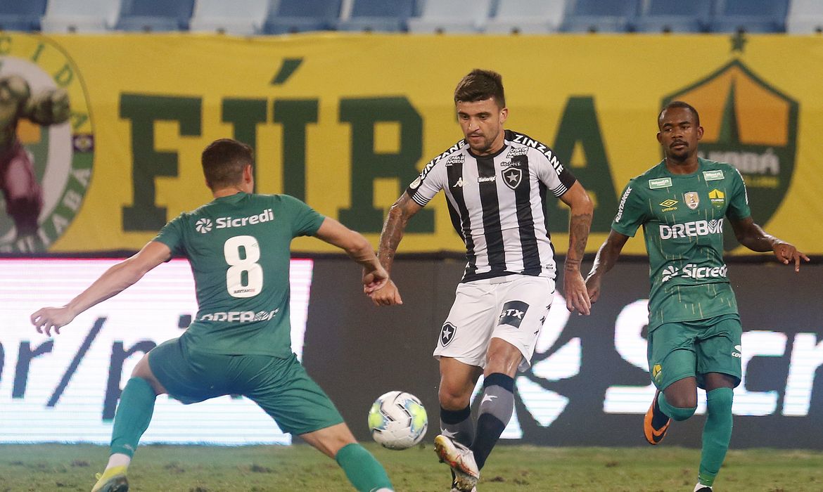 Cuiabá empata com Botafogo