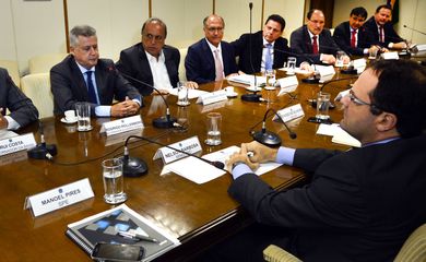 Brasília - Reunião de governadores com o ministro da Fazenda, Nelson Barbosa para discutir a crise econômica (Fabio Rodrigues Pozzebom/Agência Brasil)